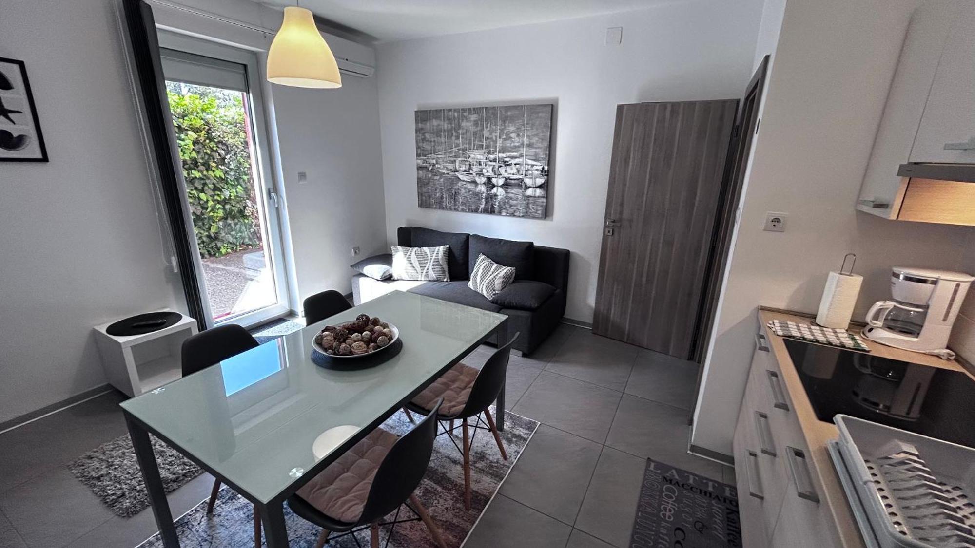 Ivni Apartmani Novigrad  Exterior photo