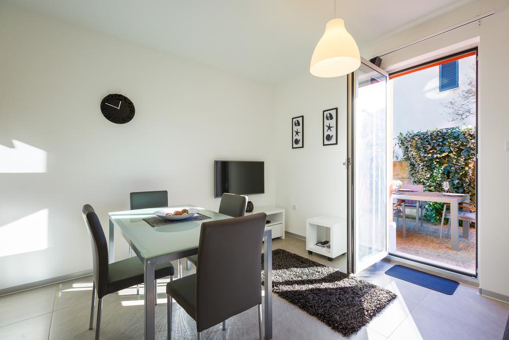 Ivni Apartmani Novigrad  Room photo